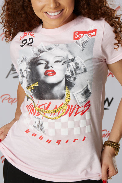 Marilyn Money Moves Gold Chain Short Sleeve Tee